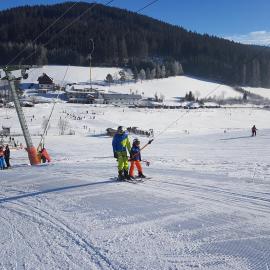 Ferienwohnungen am Schneeberg, khách sạn ở Titisee-Neustadt