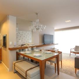 Apartamento com Piscina no Centro e a poucos metros do mar de Torres -RS