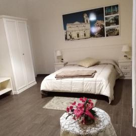 DomuS al Corso con servizio B&B, hotel Canosa di Pugliában