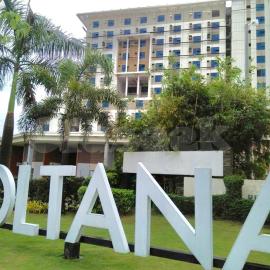 Stunning Tropical resort condo, hotel em Mactan