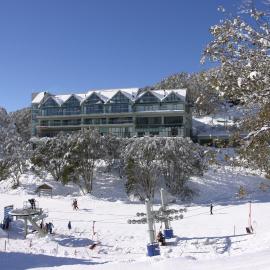 Falls Creek Country Club, hotel sa Falls Creek