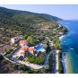 Kalamakia में, होटल Alonissos beach villa 5 steps away from the sea