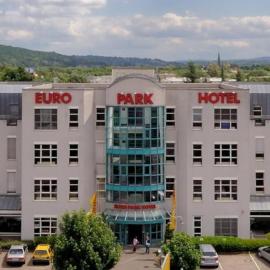 Euro Park Hotel Hennef, hotelli kohteessa Hennef