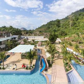 Rock Mountain, hotell i Raub