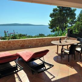 Nautilus-Bay Apartments - First Row Suites 210, 211 - Villa Gorma, hotel in Zavala