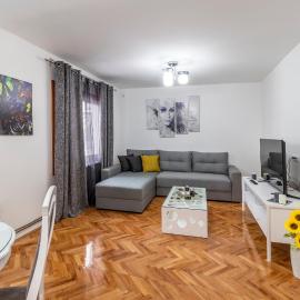 HOUSE OF SURPRISE, hotel u Užicama