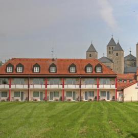 Flair-Hotel Zum Benediktiner, khách sạn ở Schwarzach am Main