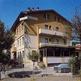 Hotel Pierina, hotell sihtkohas Castrocaro Terme