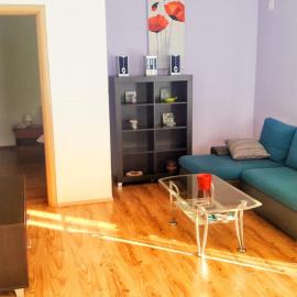 Apartman Kolan, מלון בקולאן