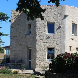 La Tour du Bois Dormant, hotel i Plozévet
