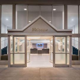 Baymont by Wyndham Des Moines North, hotel em Des Moines