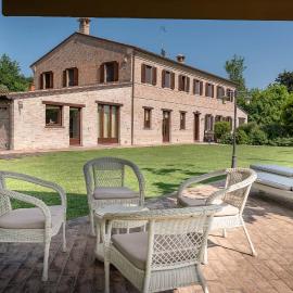 Badia Agriturismo, hotel in La Torraccia