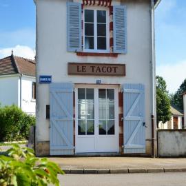 Le Tacot, Hotel in Pont-de-Poitte