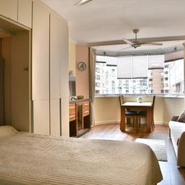Seafront luxury studio in Las Palmeras hotel, hotel in Fuengirola