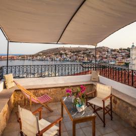 Rosalia Apartments, hotel u gradu Halki