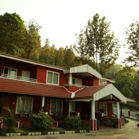 Velu's Resort, hotel i Gūdalūr
