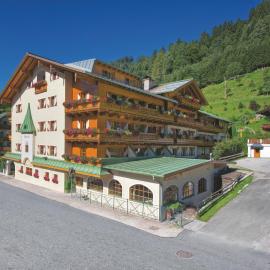 Wellnesshotel Mitterwirt, hotel sa Dienten am Hochkönig