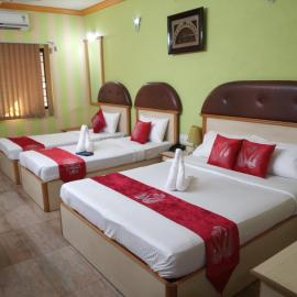 Kingston Palace, hotel din Bangalore