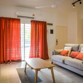 BNB Cozy Homestay - Emerald West Rawang