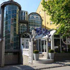 Hotel Ženeva, готель у місті Крагуєвац