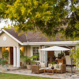 Number Eighteen Exclusive Guest Lodge