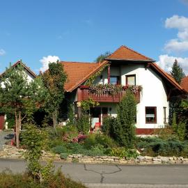 Ferienwohnungen Moritz, hotel v mestu Riechheim