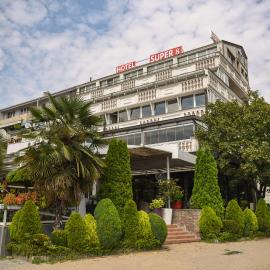 Hotel Super 8, Hotel in Skopje
