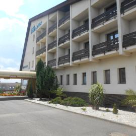 Viesnīca Hotel Bitov pilsētā Bitova