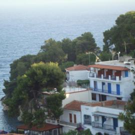 Mirsini Rooms, hotel em Votsi
