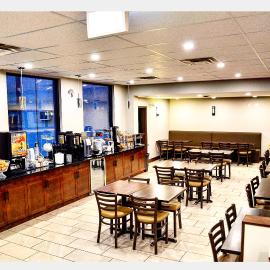 Super 8 by Wyndham Kelowna BC, hotel en Kelowna