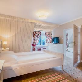 Apartamenty Portowe, hotel a Mikołajki