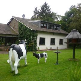 Land des Friedens in Nettersheim / Eifel، فندق في Nettersheim
