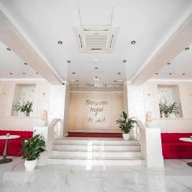 Sergeev Hotel, хотел в Николайев