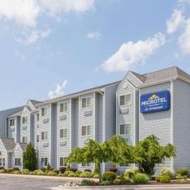 Microtel Inn and Suites Elkhart, hotelli kohteessa Elkhart