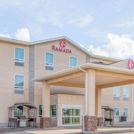 Ramada by Wyndham Carlyle, hotel in Carlyle