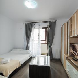 Rezident militari, hotel in Chiajna