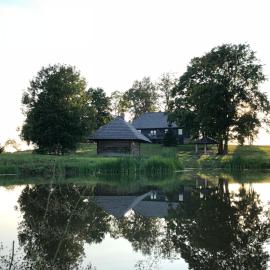 Boutique Country house - Kalna Alitēni, hotel en Tētītes