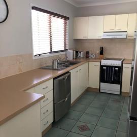 LOUISA, hotel in Townsville