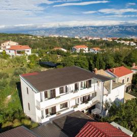 Apartments Jug, hotelli kohteessa Lopar