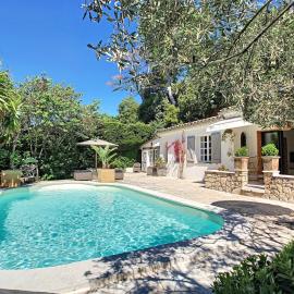 Villa Riviera, hotel in Cannes