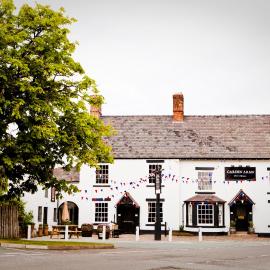 The Carden Arms, hotel sa Tilston