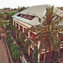 somewhere nice, hotel u gradu 'Accra'