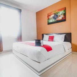 RedDoorz Plus near Universitas Negeri Makassar