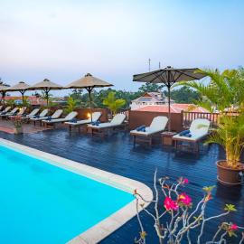 City River Hotel