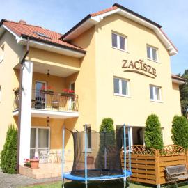 Zacisze Konopnickiej, hotel in Pobierowo