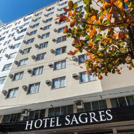 Hotel Sagres Praia, hotel en Balneário Camboriú