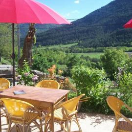 Le Vin de l'Eté, hotel u gradu 'Ponet-et-Saint-Auban'