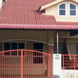 Homestay Mama Razzin