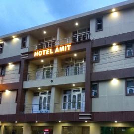 Hotel Amit - 5 Mins Drive to Airport, hotel i Shamshi