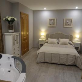 Apartamento Usuaia con jacuzzi, hotel a Lesaka